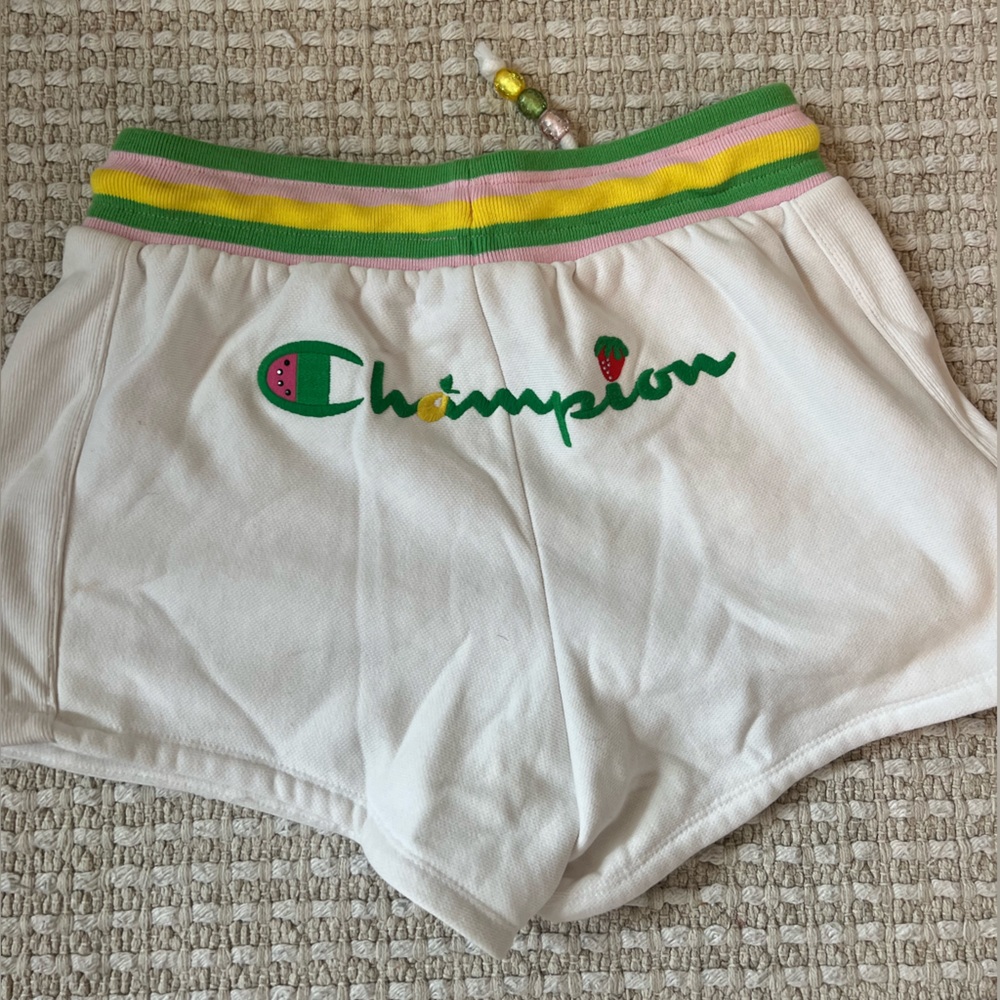 Champion Shorts Size Medium